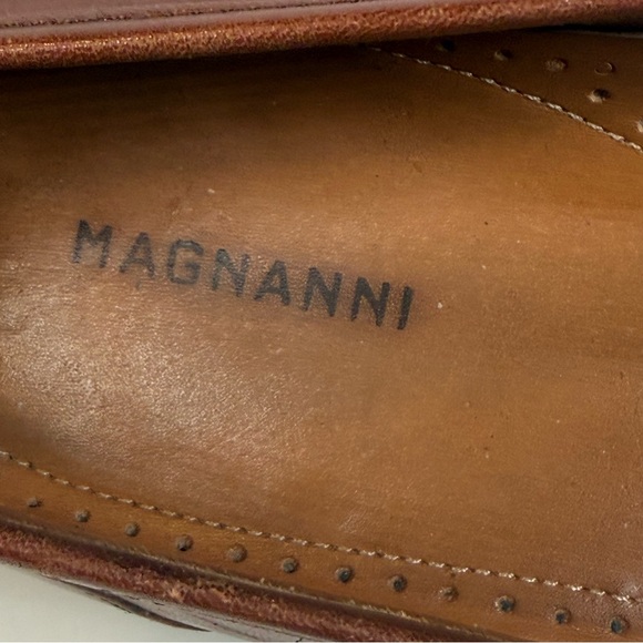 Magnanni Men\'s Brown Leather
Tassel Loafers Size 11 Nice Condition main image 9